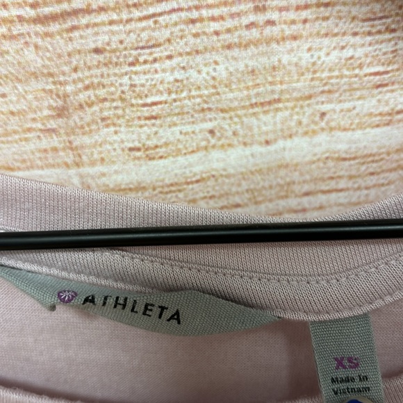 Athleta tunic long sleeve top - Picture 2 of 5